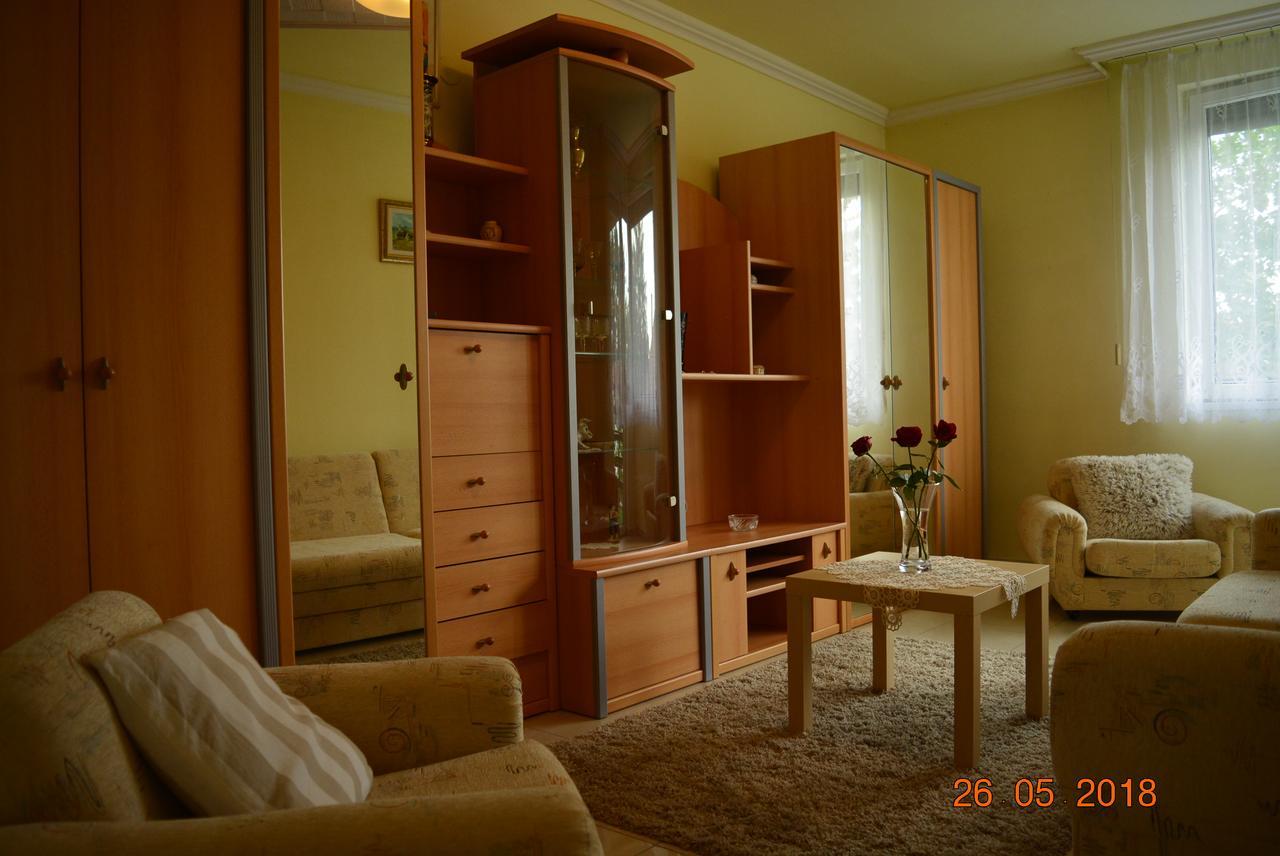 Berettyo Central Apartment Berettyóújfalu Екстериор снимка